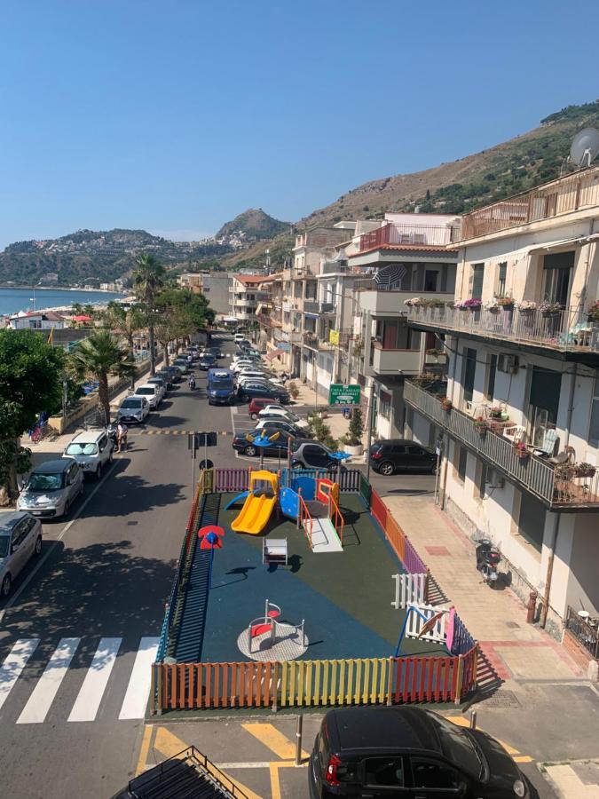 Family House Letojanni Taormina Apartment Exterior photo