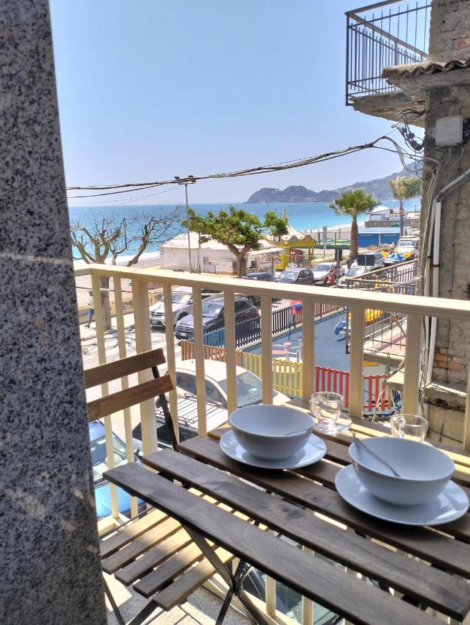 Family House Letojanni Taormina Apartment Exterior photo